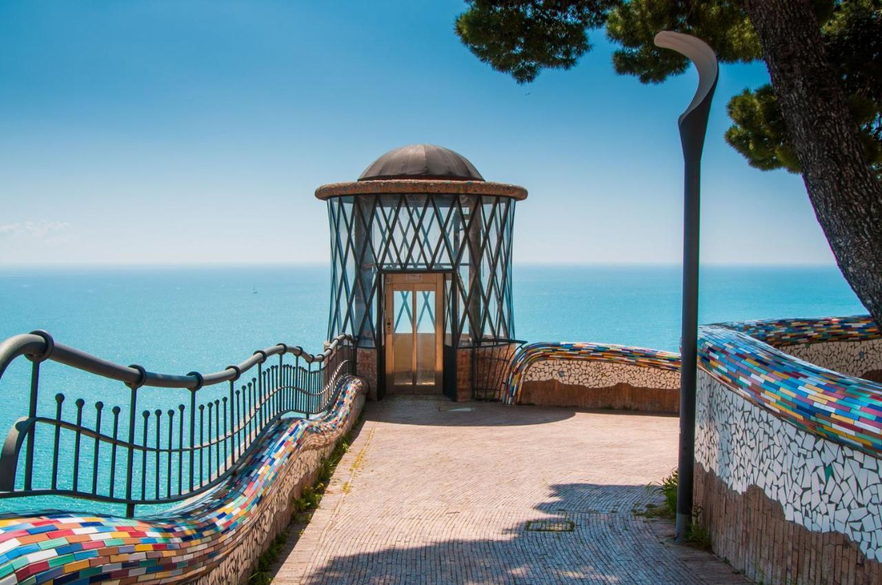 La Bomboniera B&B Amalfi Coast Vietri Eksteriør billede